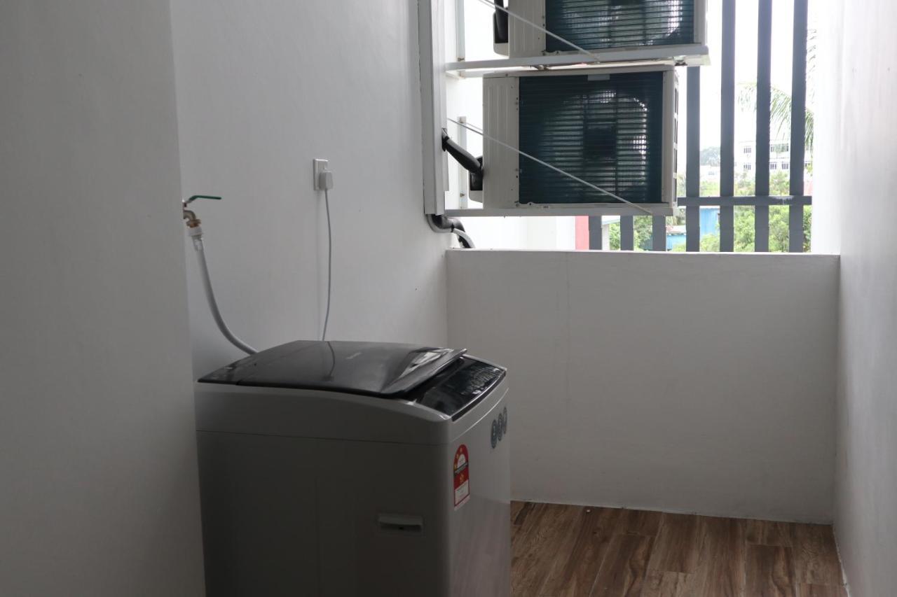 Zen66 @ Roxy Serviced Apartment Kuching Luaran gambar