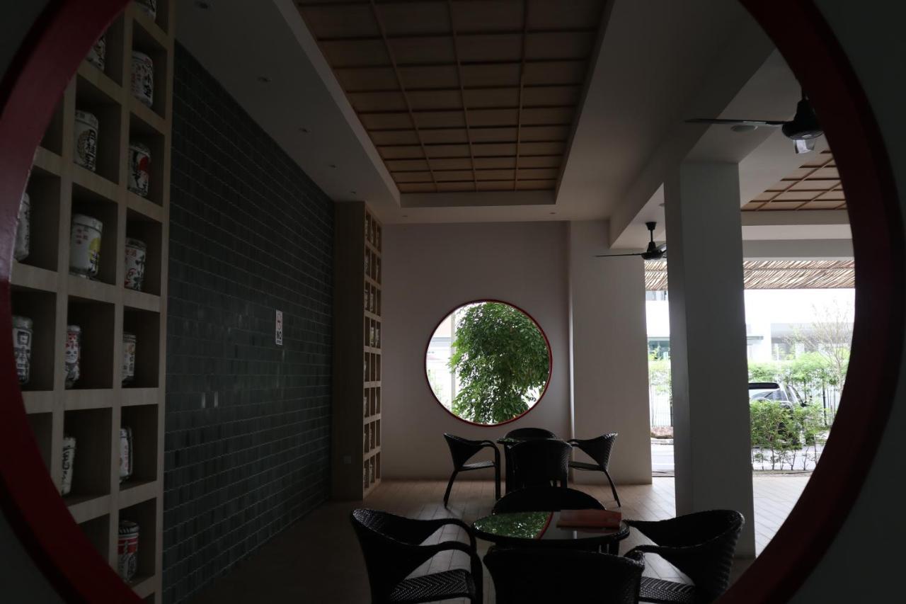 Zen66 @ Roxy Serviced Apartment Kuching Luaran gambar